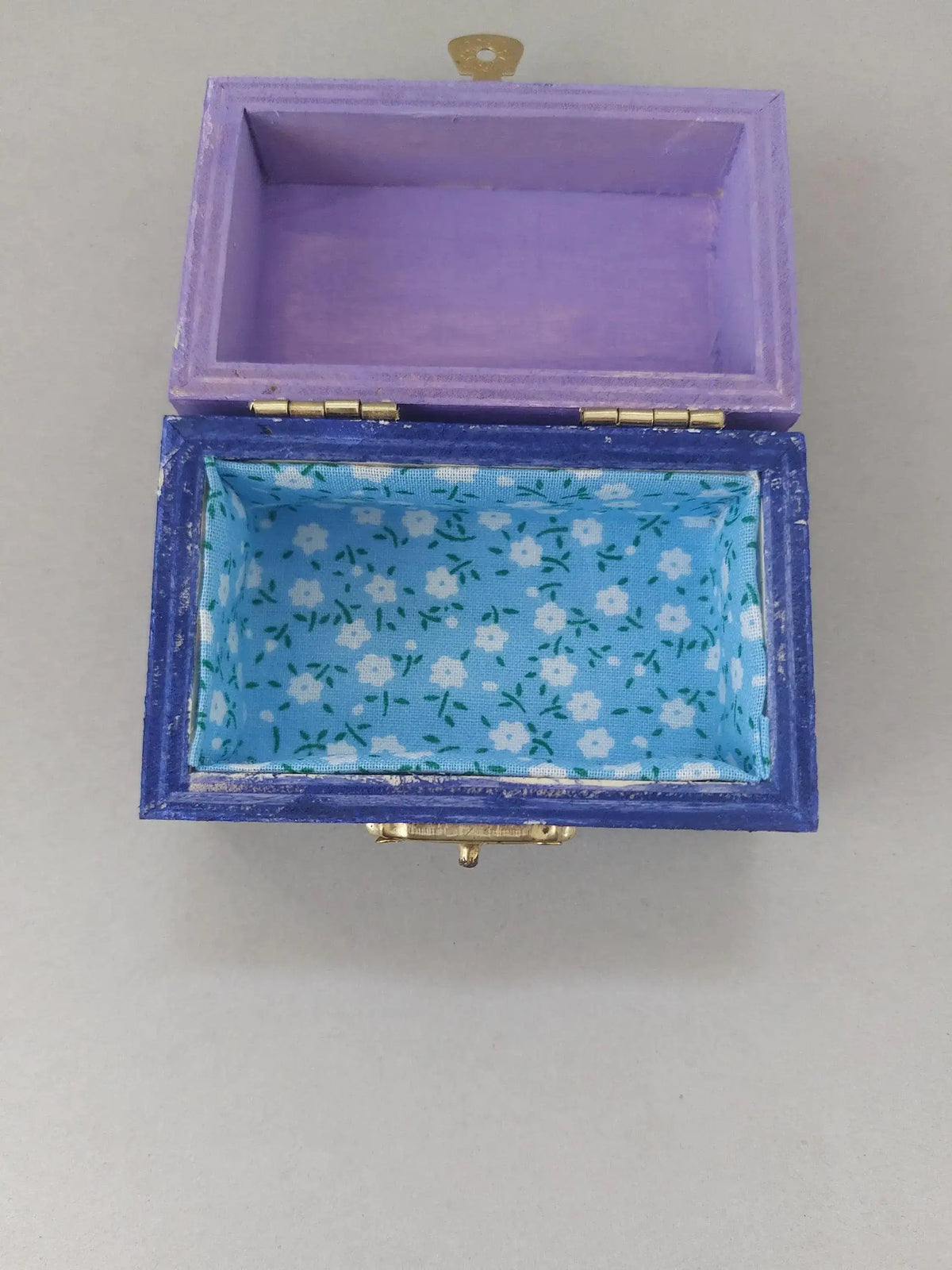 Hand‑Painted Floral Trinket Box • Purple Wooden Keepsake Box • Small Jewellery Storage • Cottagecore Gift - The Sleepy Easel